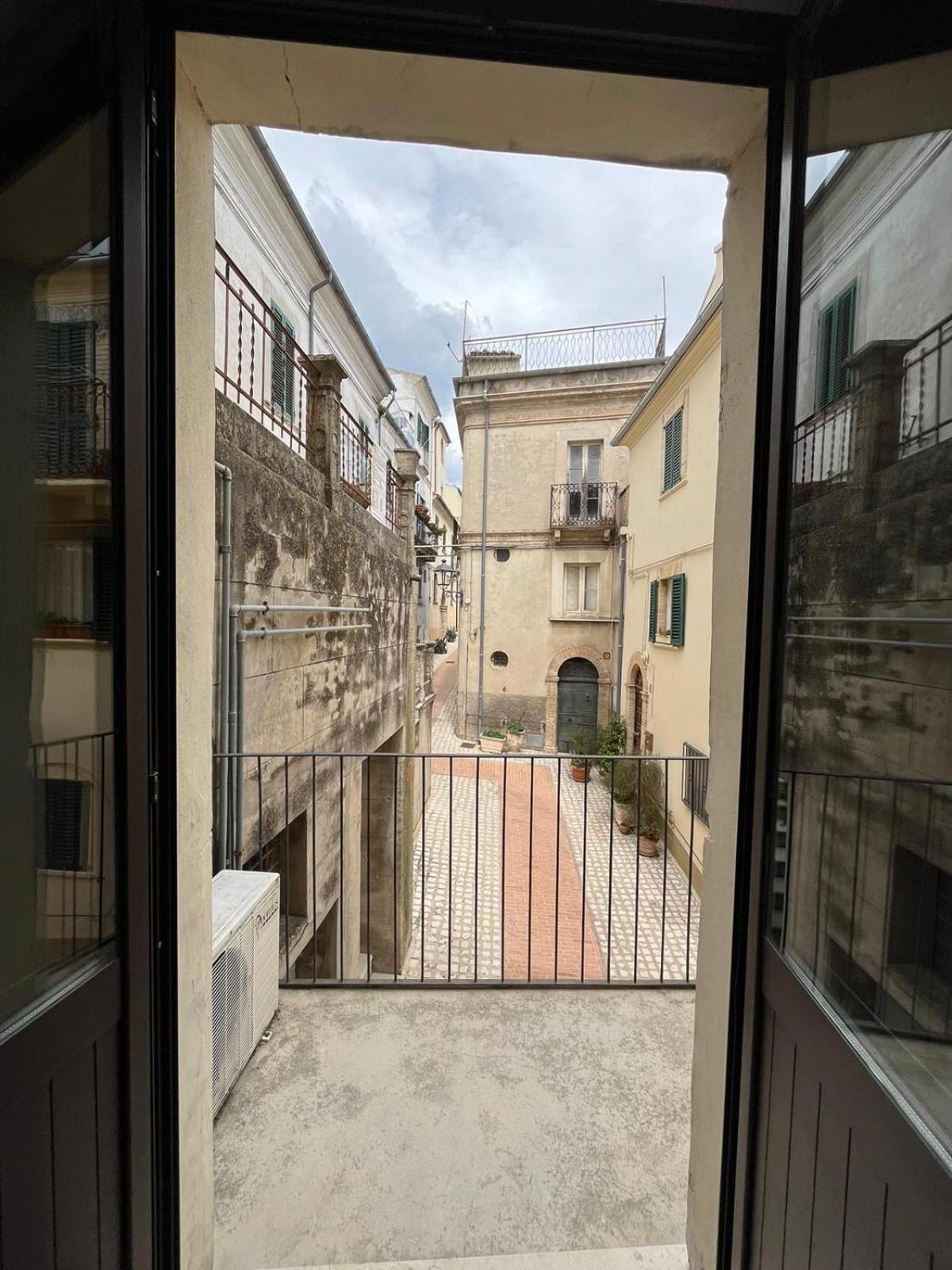 Il Castello Di Atessa Bed & Breakfast Ngoại thất bức ảnh